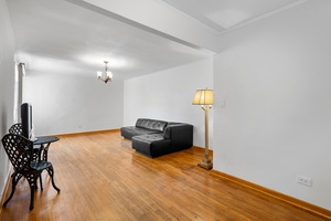 Lovely, Sleek, Open-Spaced One Bedroom!